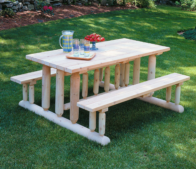 Deluxe Picnic Table